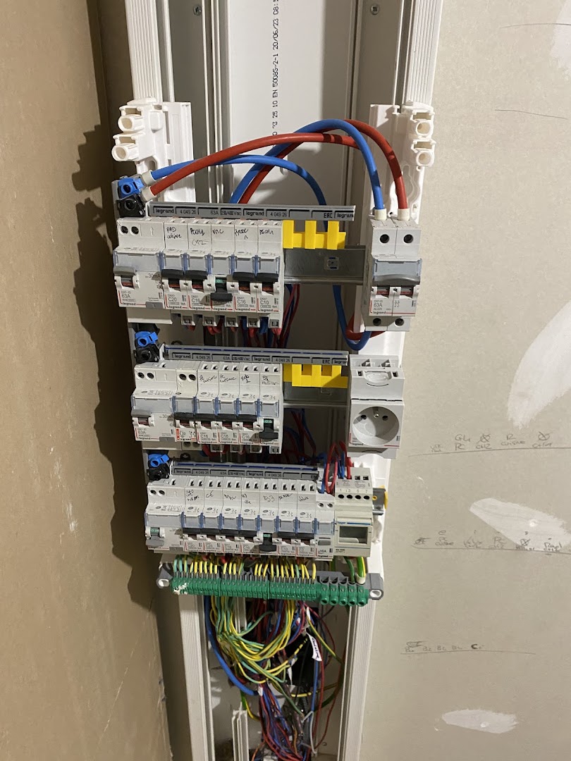 Antoine Millaud Électricité — Photos 7