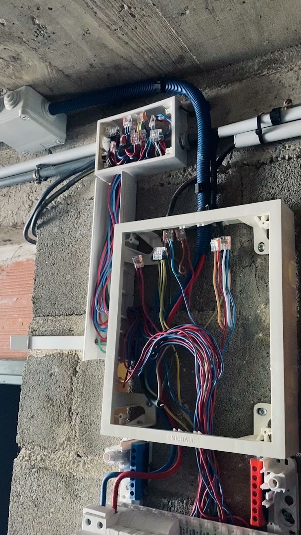 Antoine Millaud Électricité — Photos 6